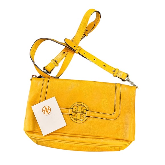 Tory Burch Handbags - EUC Beautiful Tory Burch Amanda Two-Way Folio Shoulder Bag